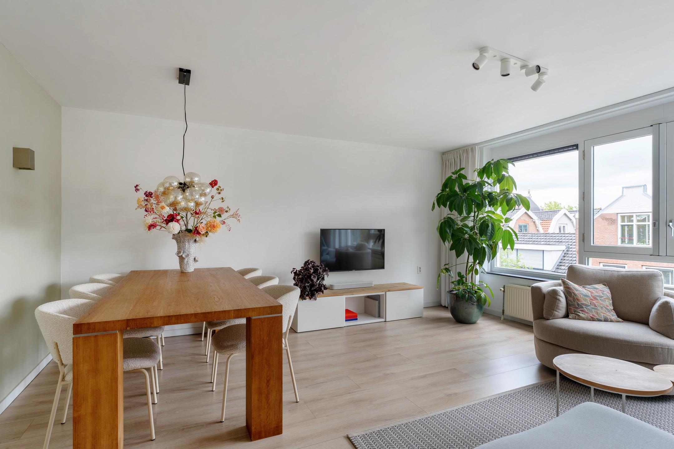 Appartement te koop: Opzoomerstraat 11B, Rotterdam