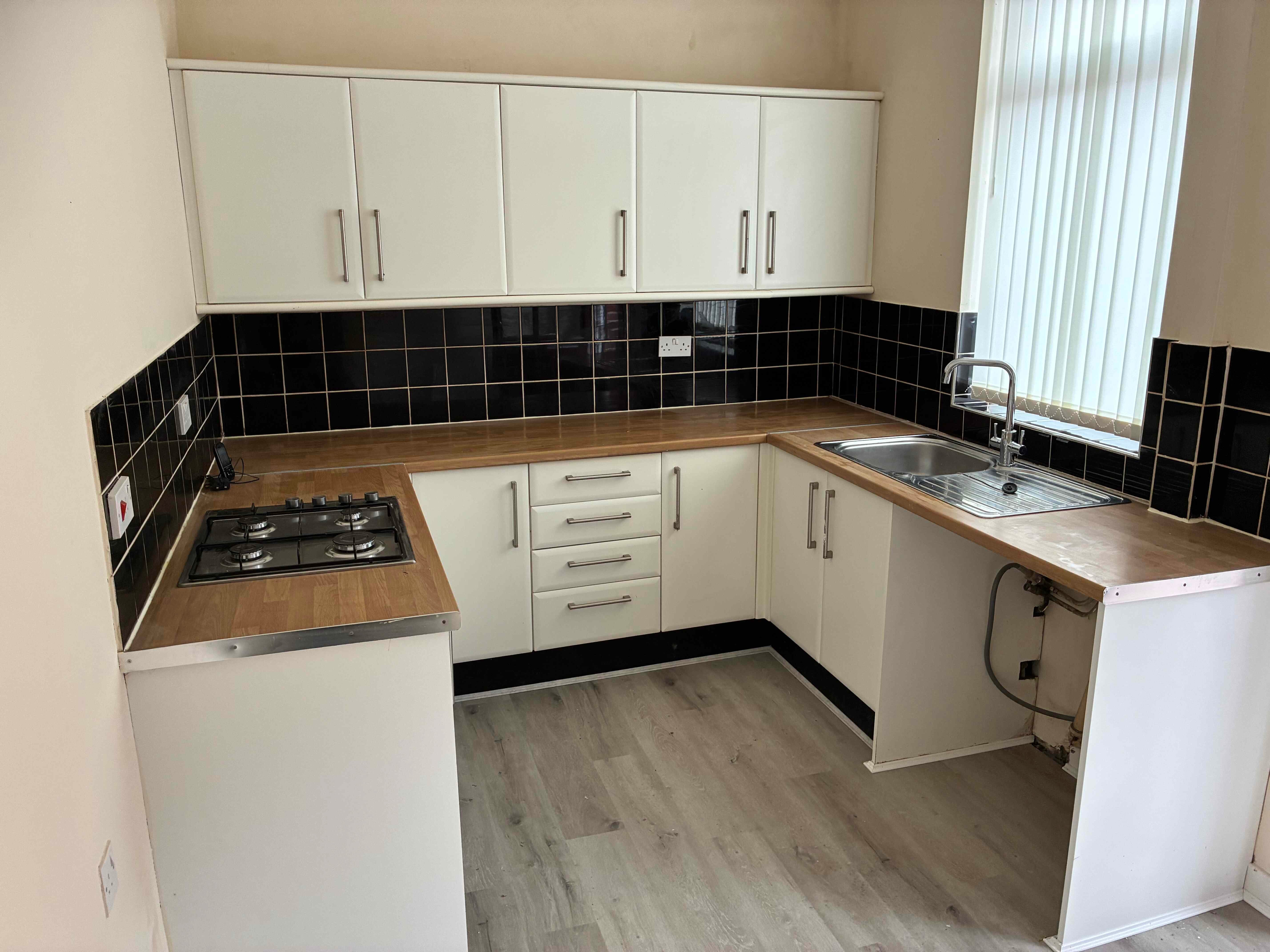 Flat Brideoake Street in Leigh