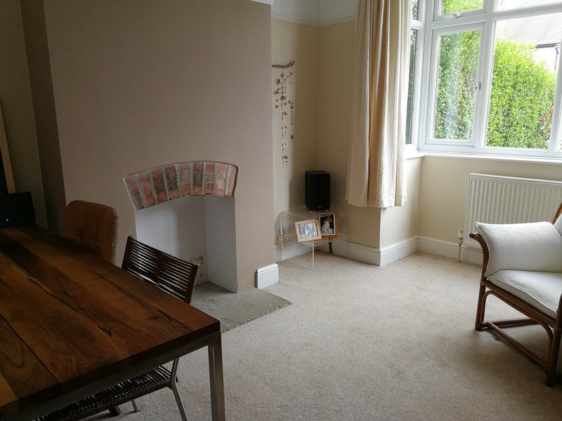 Room Elmhurst Avenue in Melton