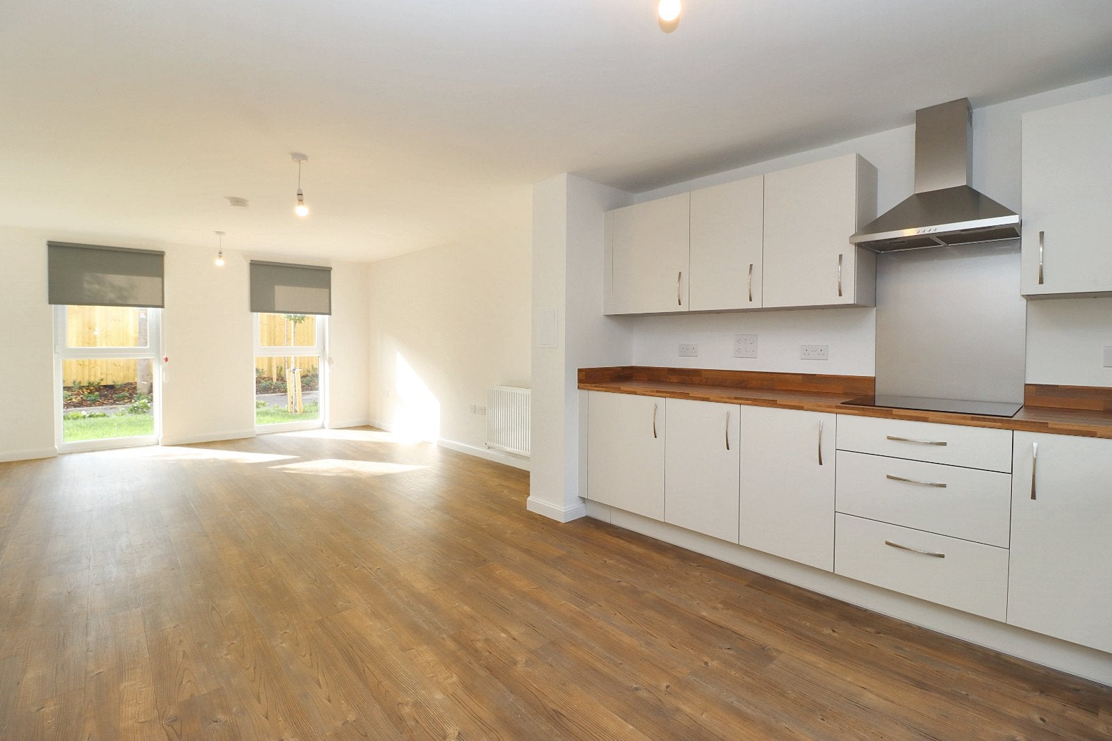 Flat Victoria Quay in City of Edinburgh