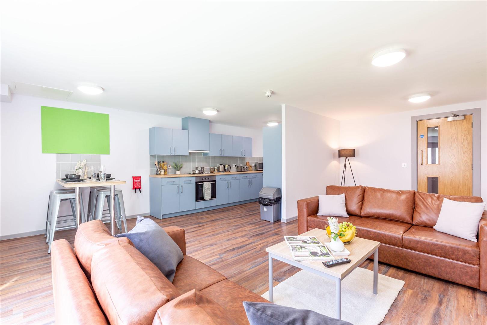 Room Portland Road in Newcastle upon Tyne