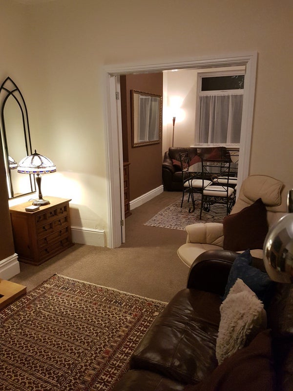 Room Trafford Road in Salford