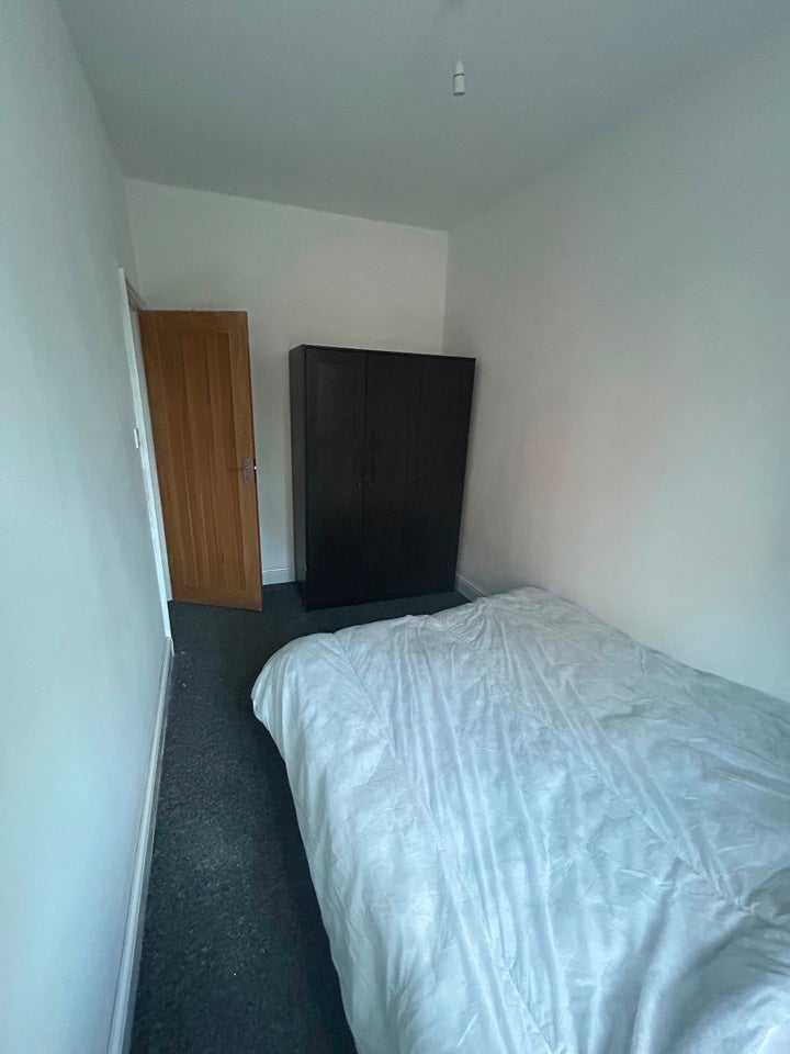 Room Grange Road in Greater London