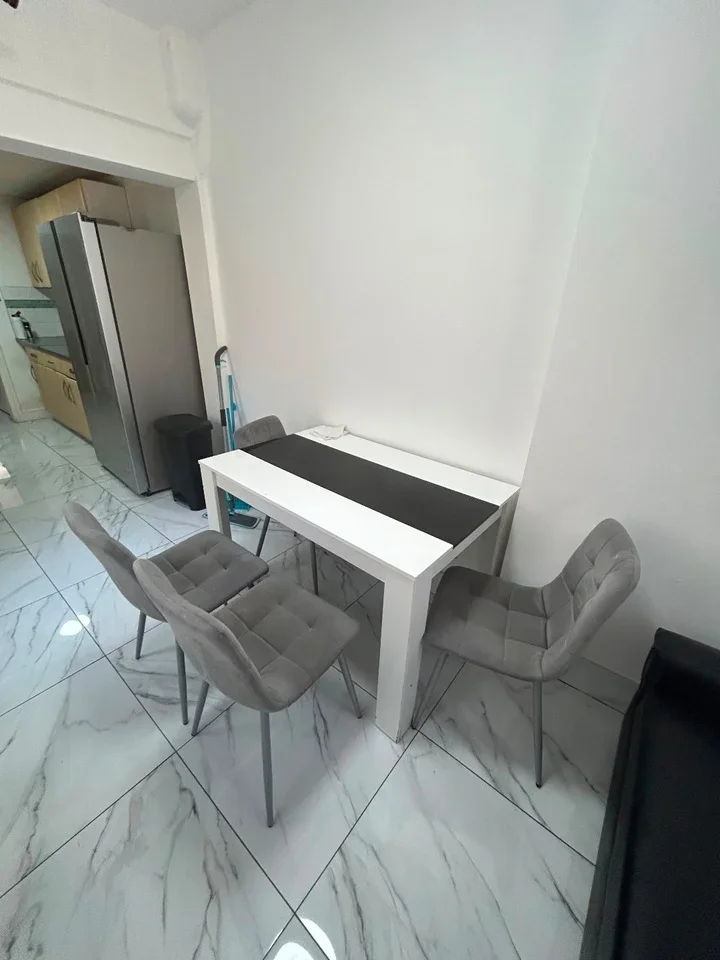 Room Grange Road in Greater London