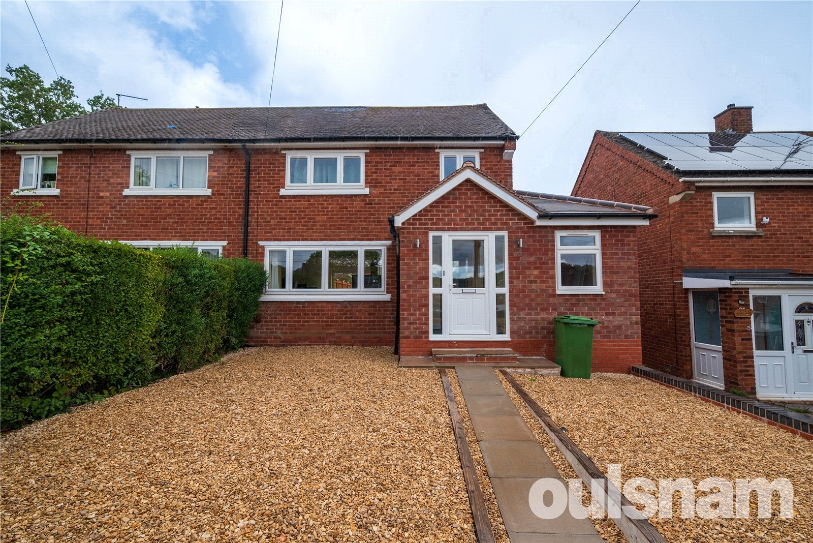 House Foxlydiate Crescent in Redditch