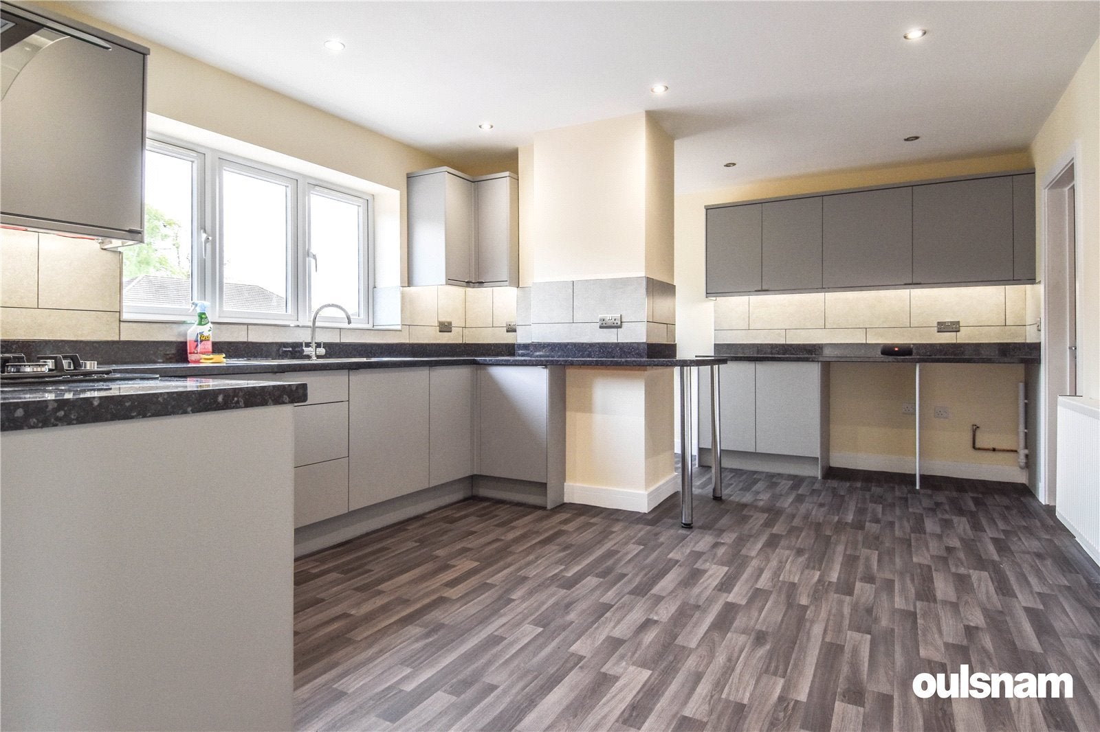 House Foxlydiate Crescent in Redditch