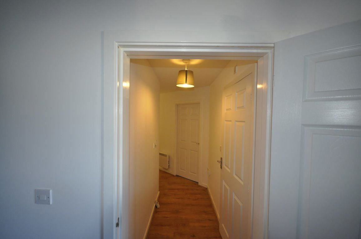 Flat Marshall Crescent in Dudley