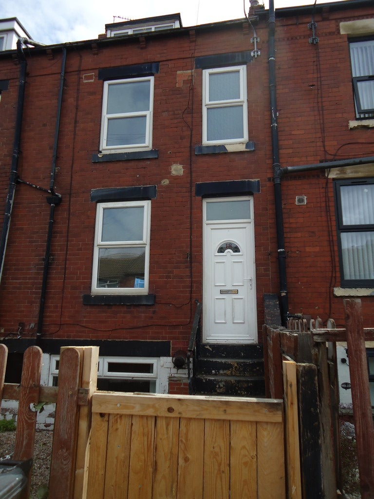 House Longroyd View in Leeds