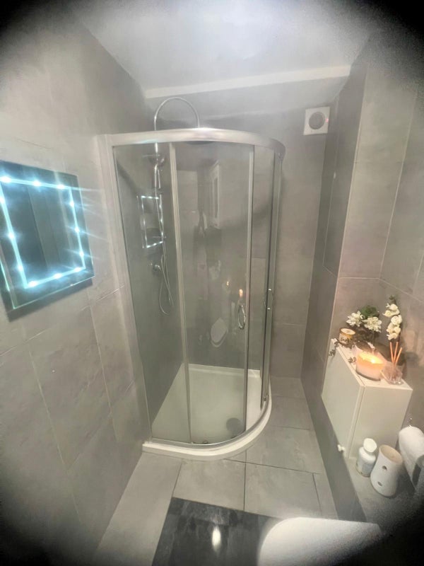 Room Primrose Lane in Greater London
