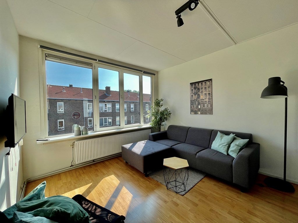 Appartement Frits Ruysstraat 4