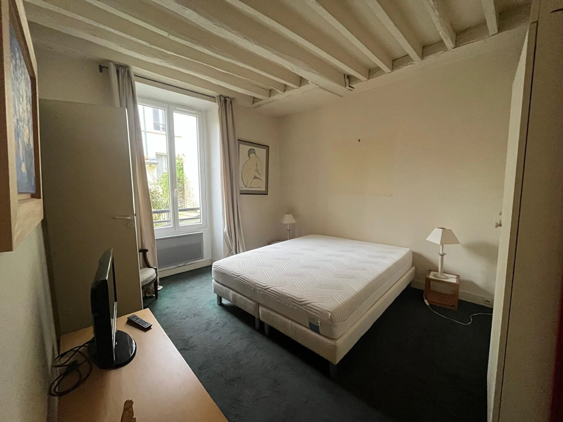 Flat Rue Godefroy in Puteaux