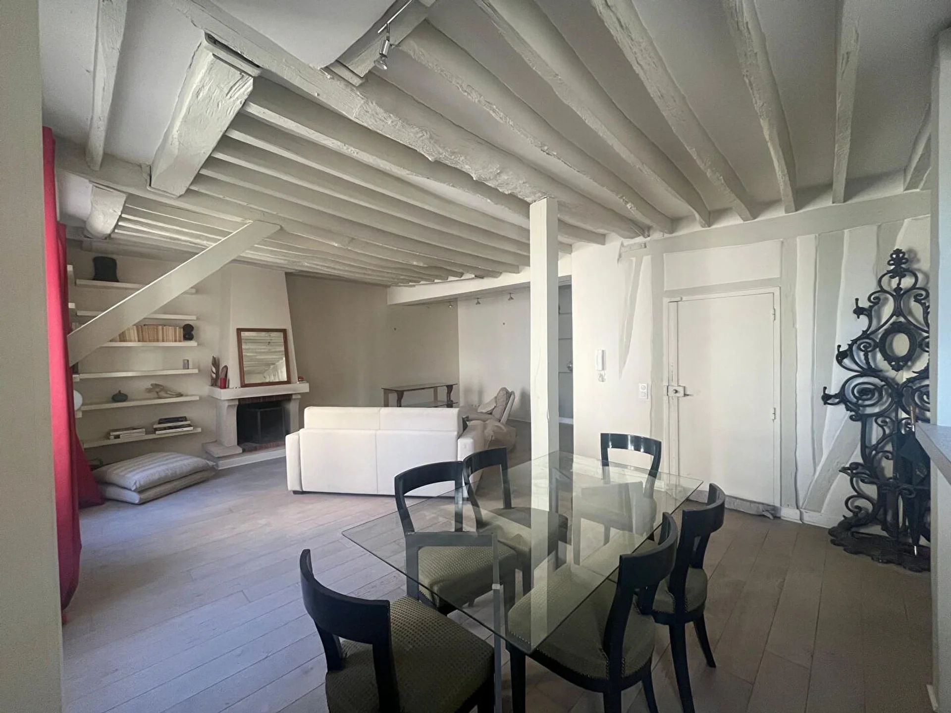 Flat Rue Godefroy in Puteaux