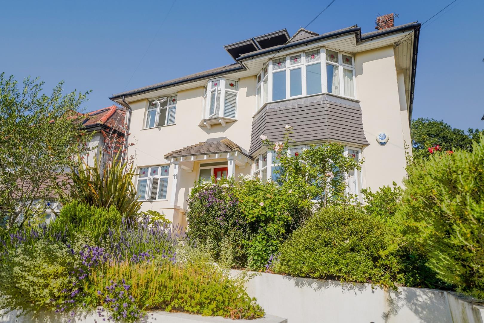 House Ringmore Rise in Greater London
