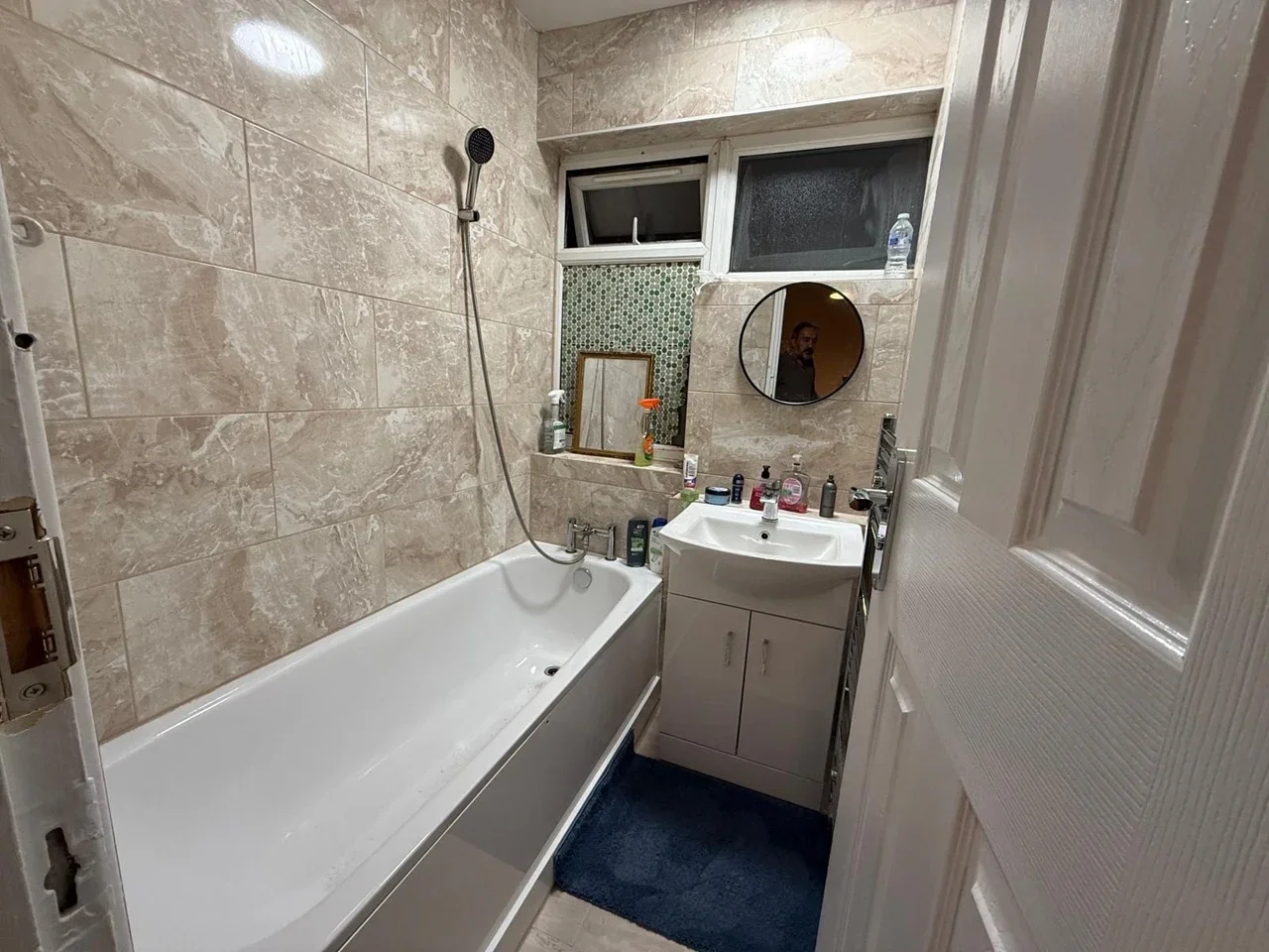 Room Conington Road in Greater London