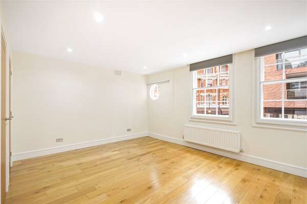Flat Castle Lane in City of Westminster