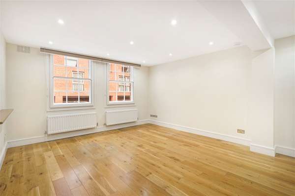 Flat Castle Lane in City of Westminster