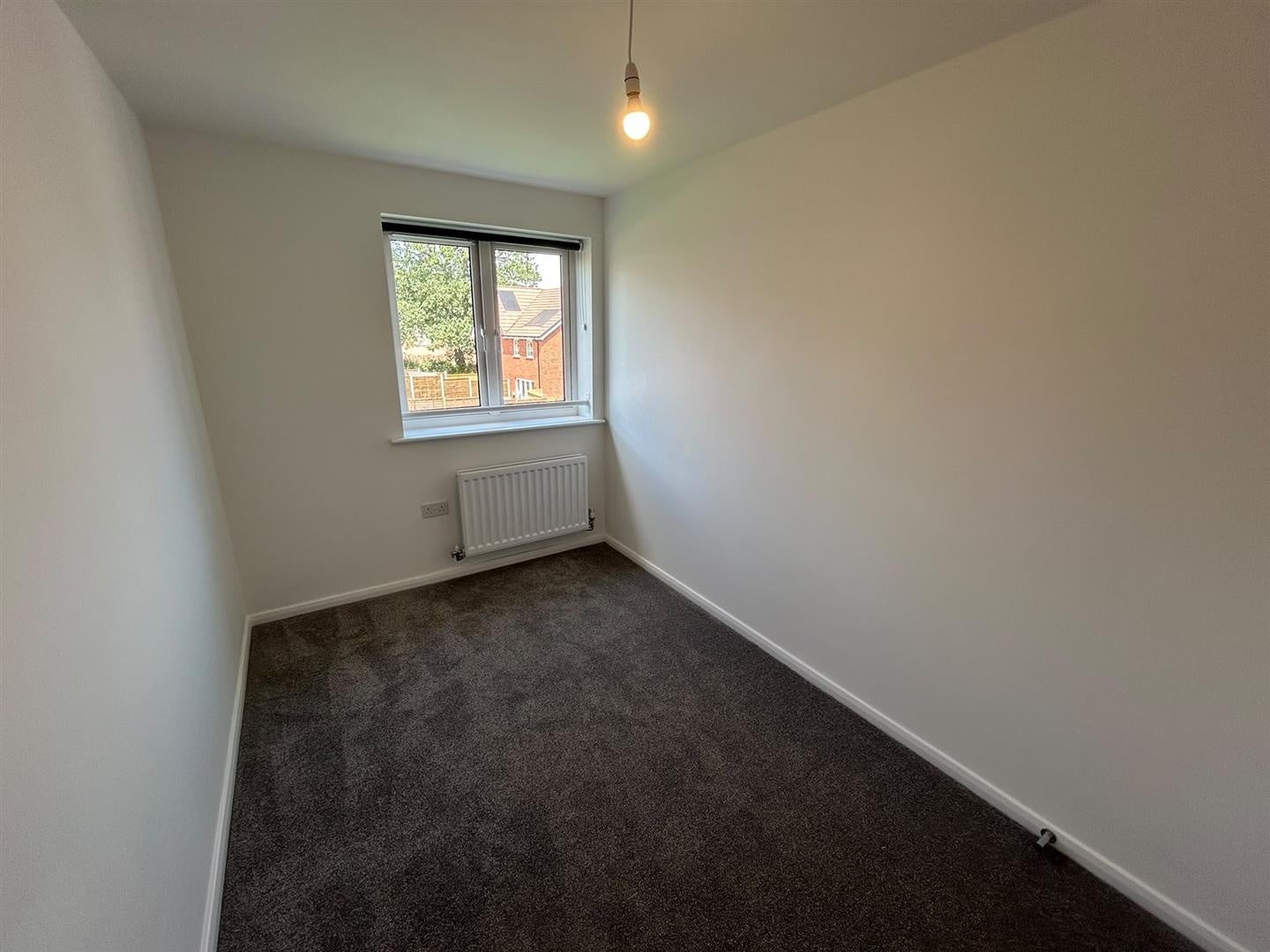 Flat Bennetts Road in Coventry