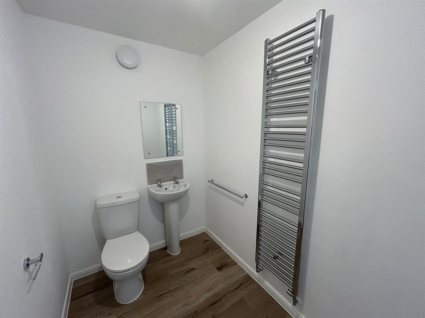 Flat Bennetts Road in Coventry