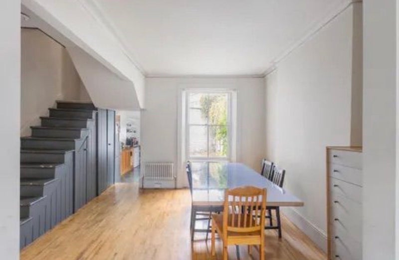 Room Bramley Road in Greater London