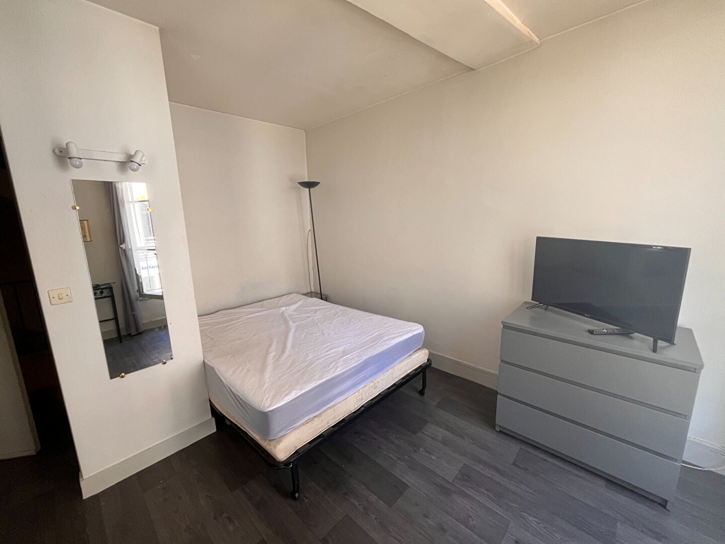 Flat Rue Rouget de L'Isle in Saint-Aignan