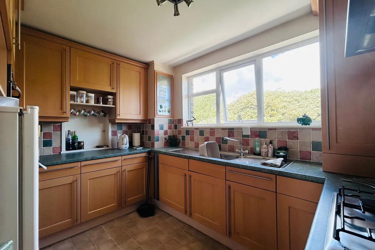 Flat Wykeham Road in Worthing