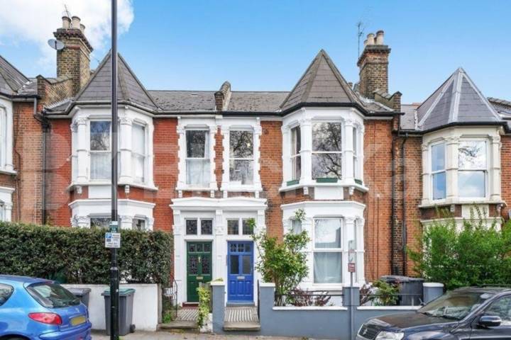 House Parkway in Greater London