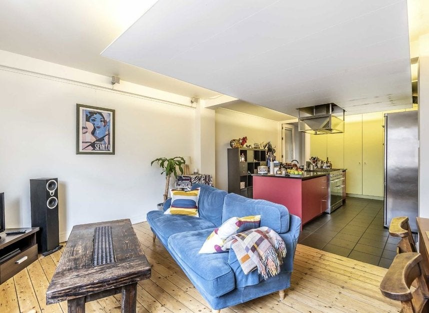Flat Coram Street in Greater London