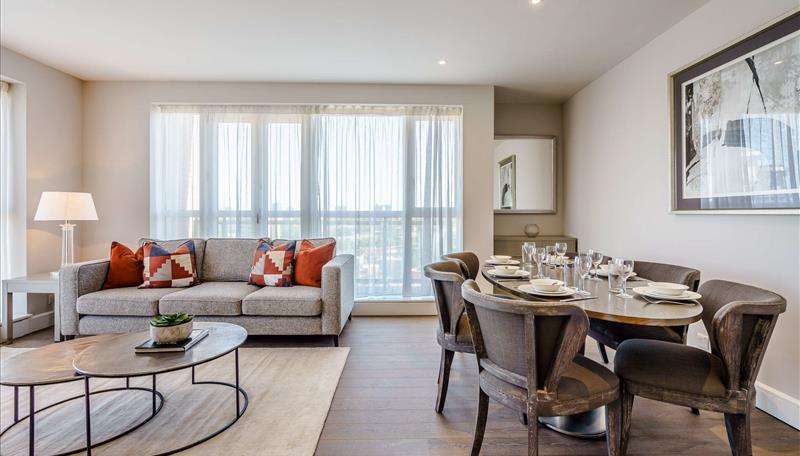 Flat Westferry Circus in Greater London