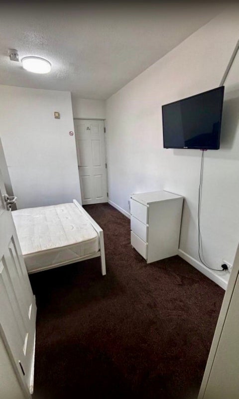 Room London Road in Sheffield