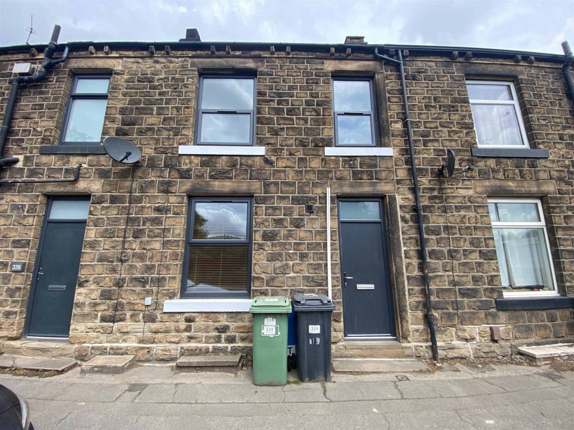 House Huddersfield Road in Kirklees