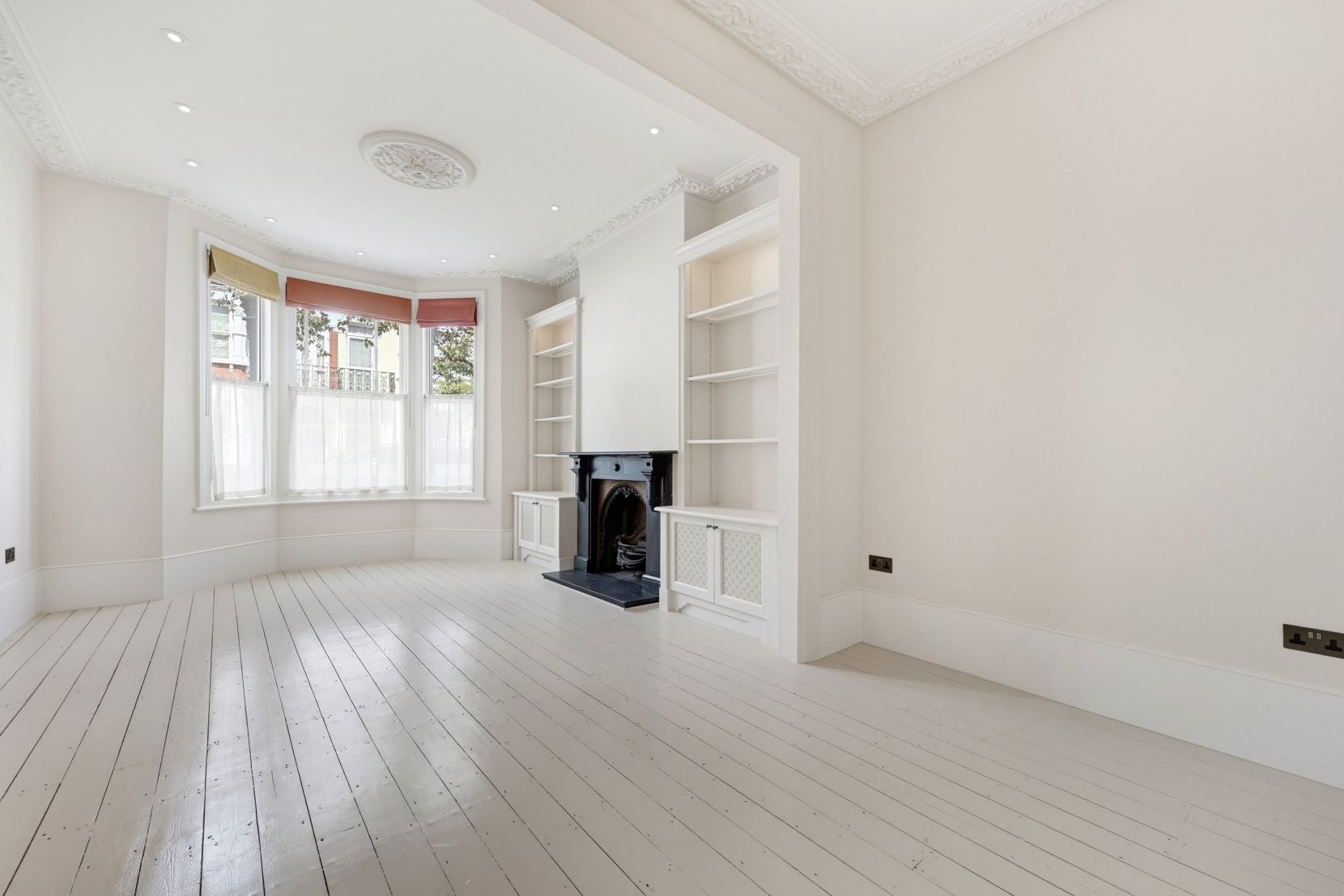 House Ringmer Avenue in Greater London