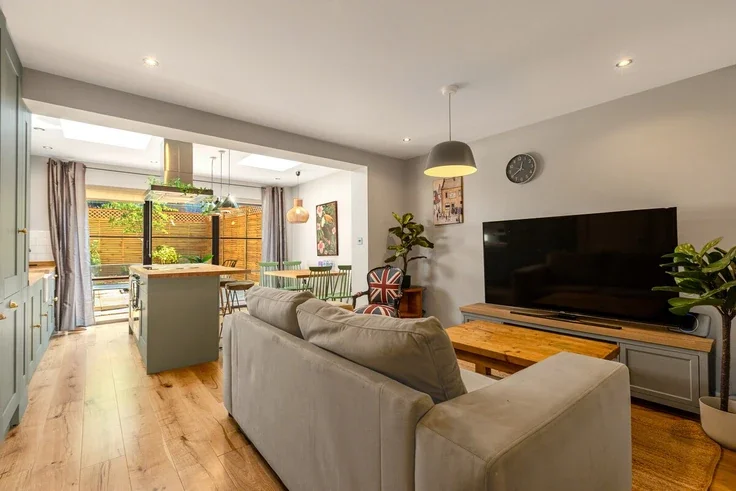 House Felmersham Close in Greater London
