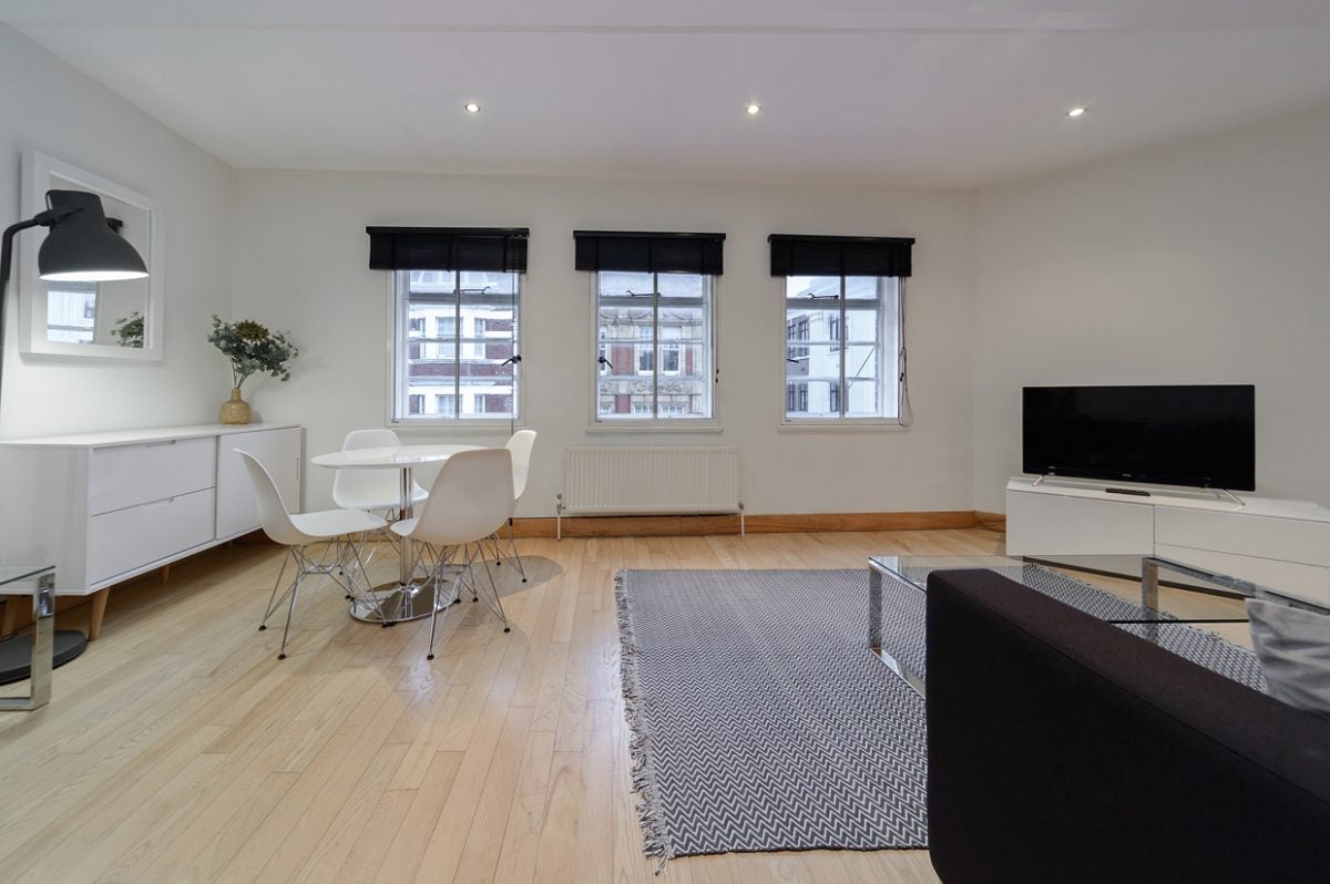 Flat Langley Court in City of Westminster