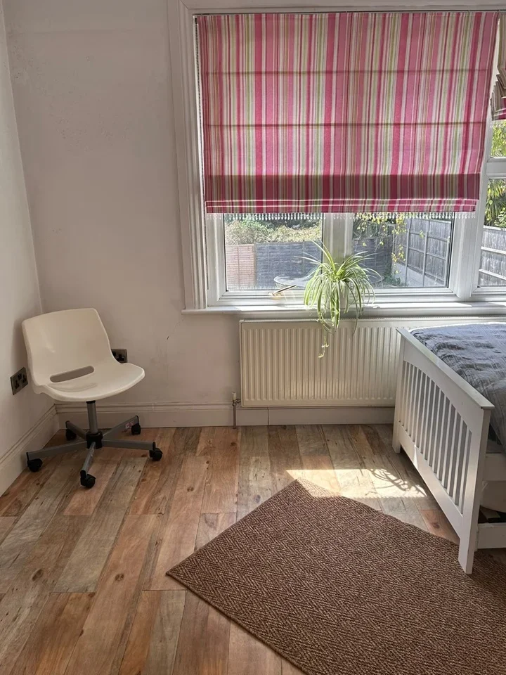 Room Purley Knoll in Greater London