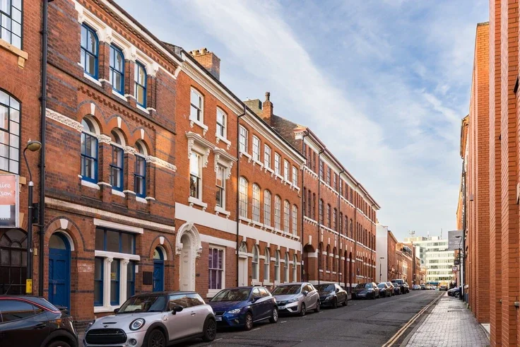 Flat Newhall Hill in Birmingham