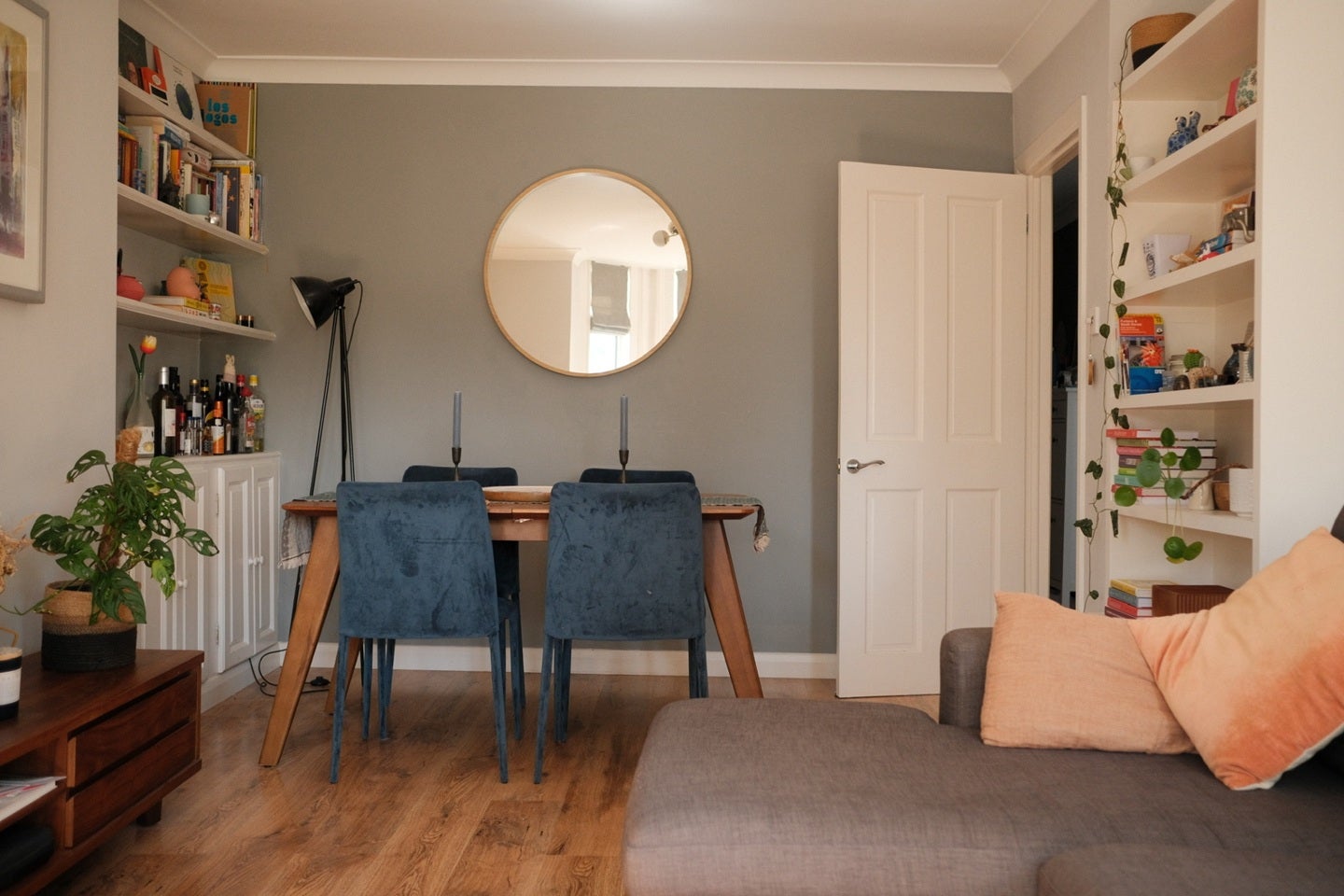 Flat Maberley Crescent in Greater London