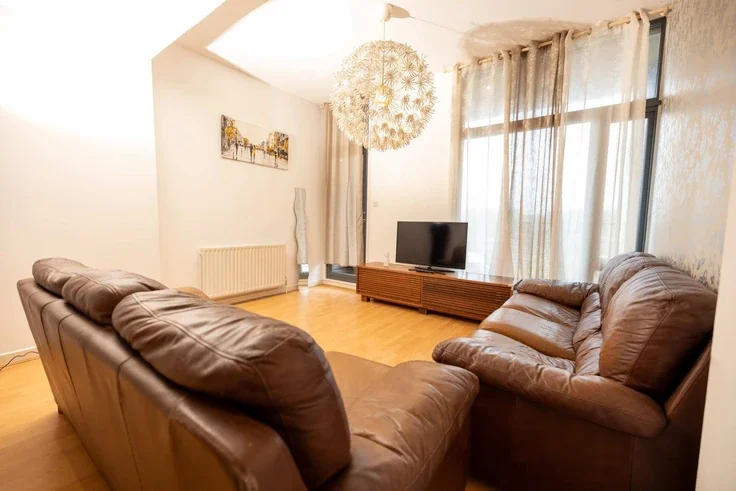 Flat Pollokshaws Road in Glasgow