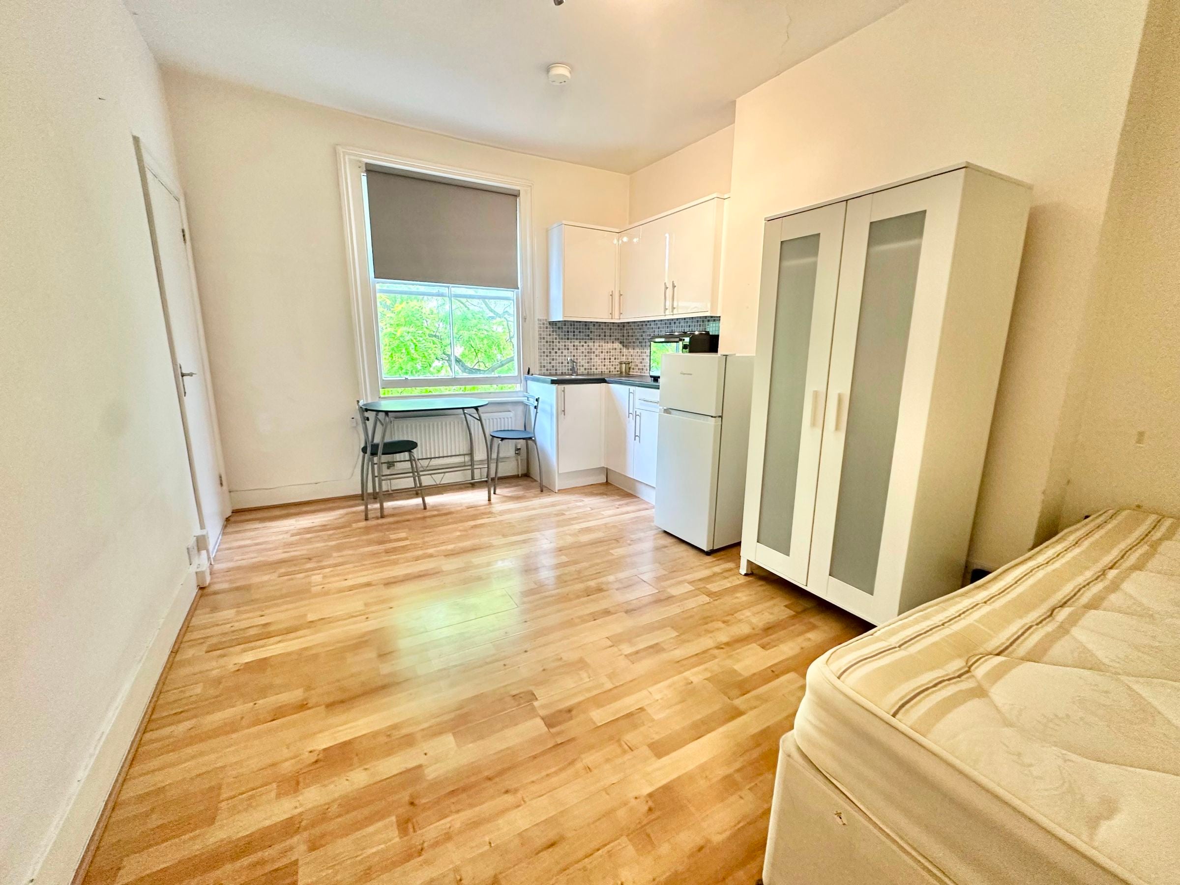 Flat Hamilton Gardens in City of Westminster