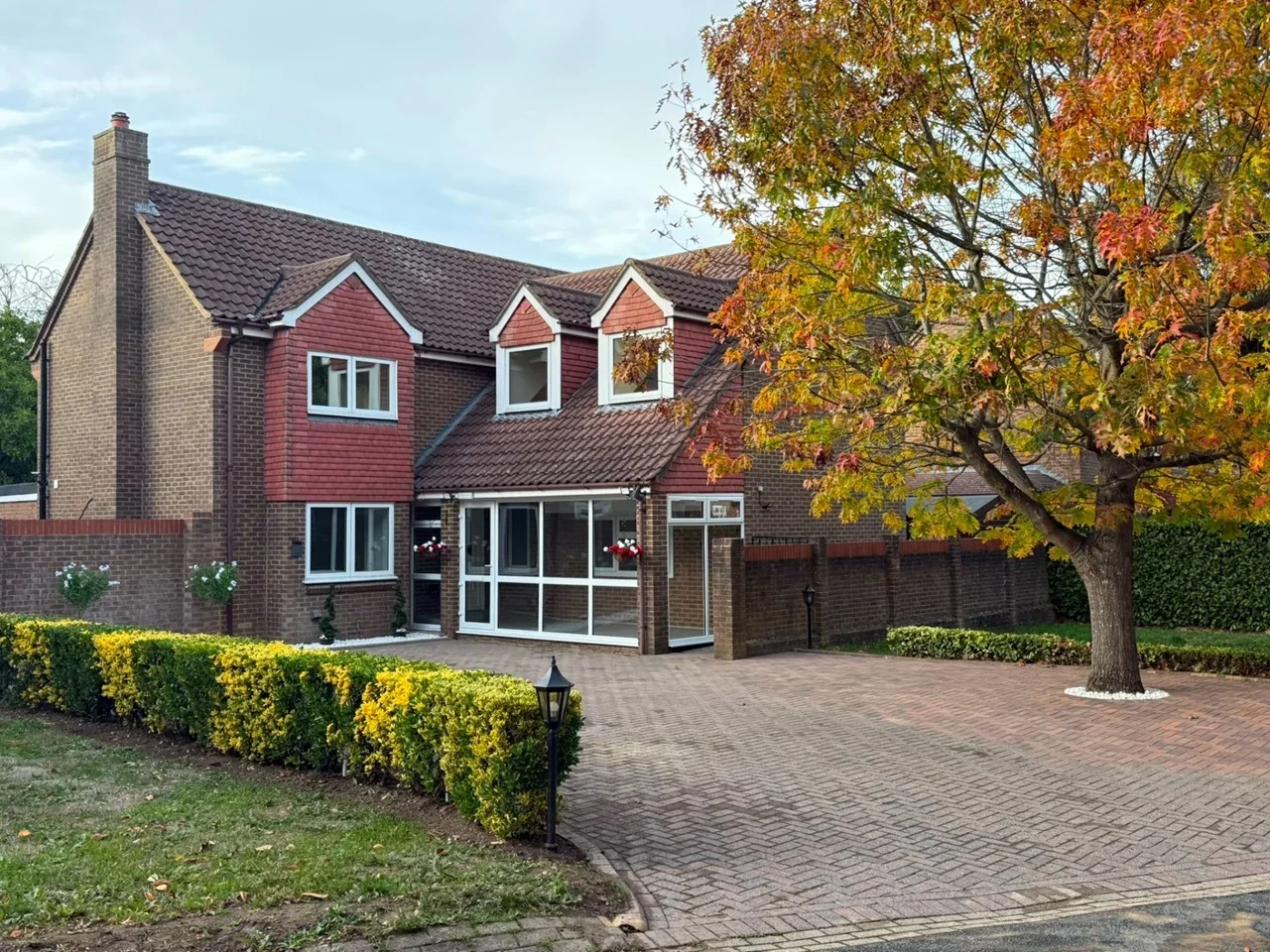House Tollhouse Lane in Greater London