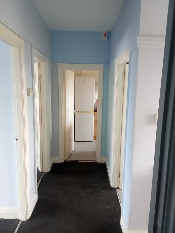 Flat Fortrose Gardens in Greater London