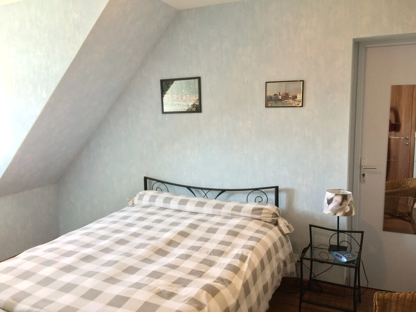 Room Rue Louis Armstrong in Saint-Avertin