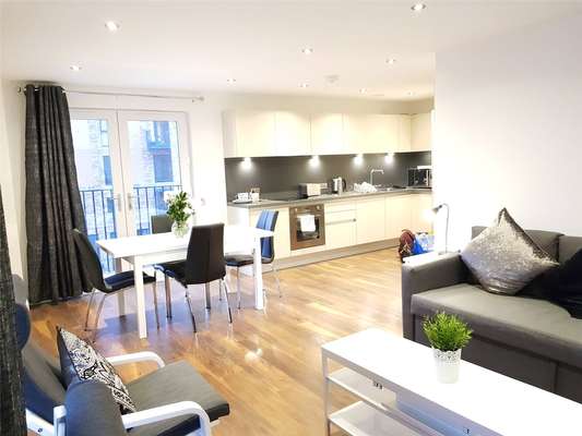 Flat Ordsall Lane in Salford