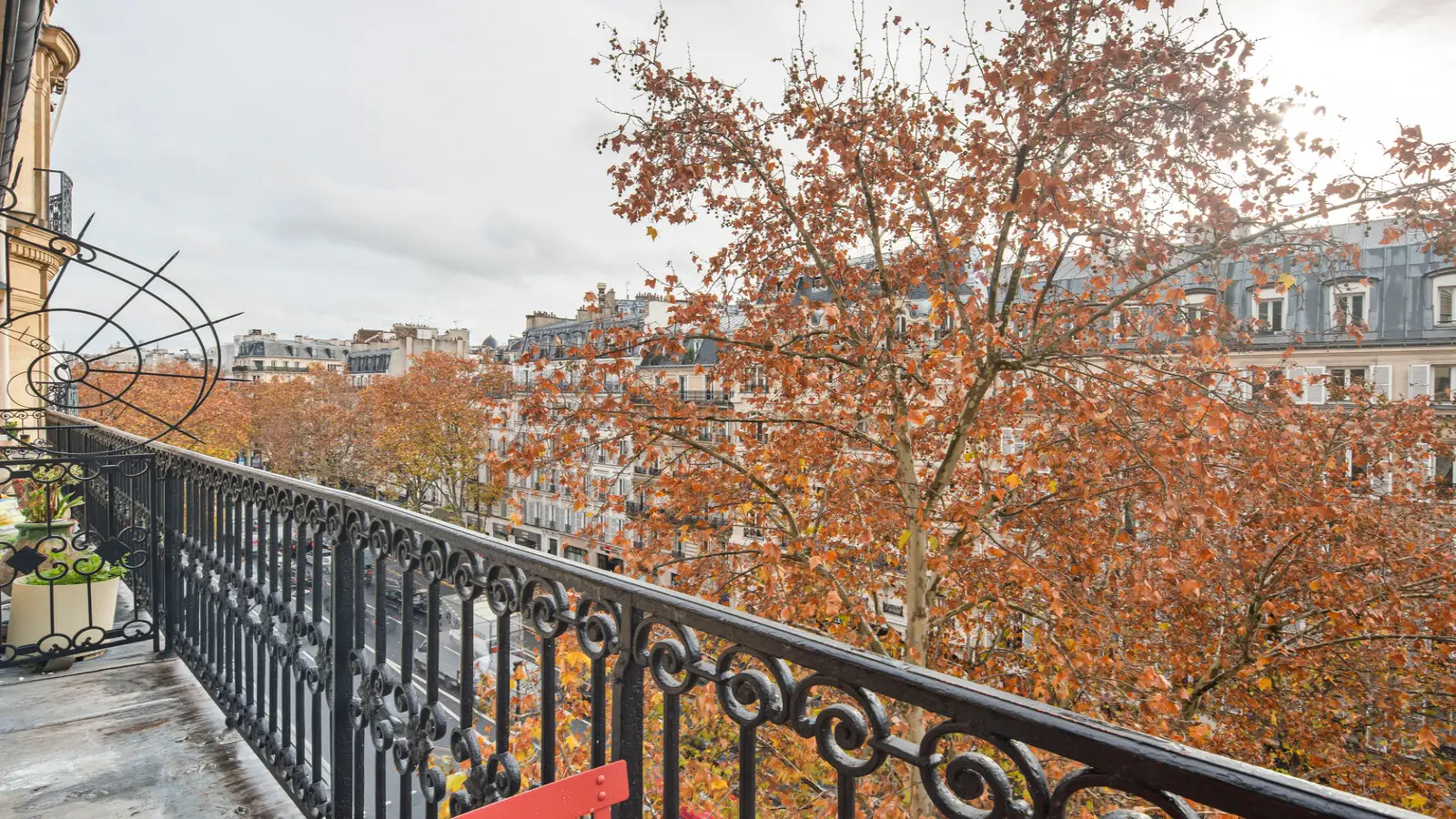 Flat Avenue des Ternes in Paris