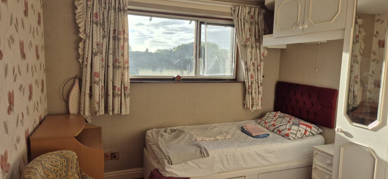 Room Castel Close in Newcastle-under-Lyme