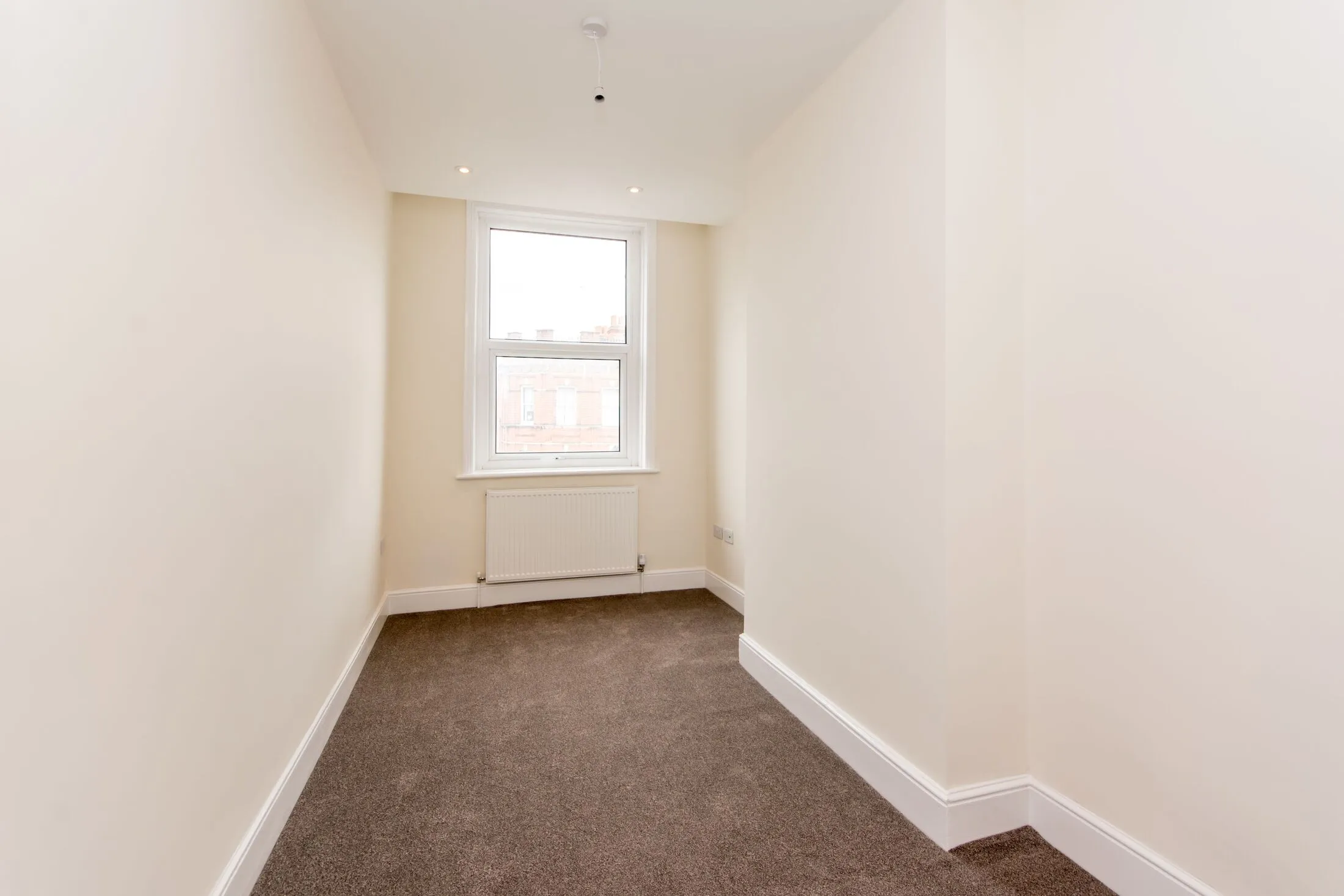 Flat Cricklewood Broadway in Greater London