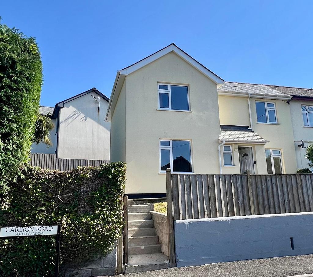 House Carlyon Road in Truro