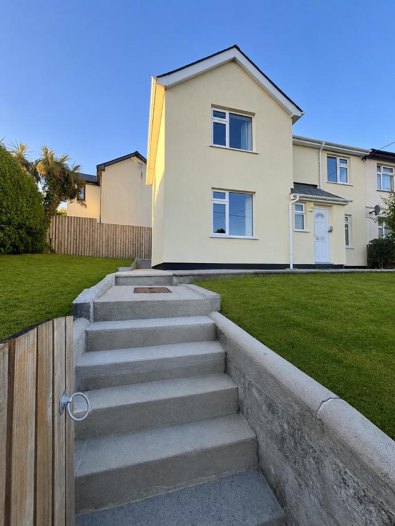 House Carlyon Road in Truro