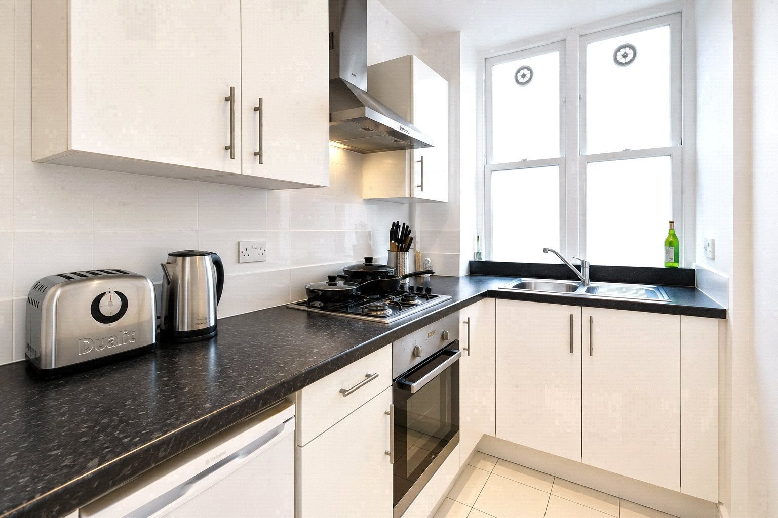Flat Duke Street in City of Westminster