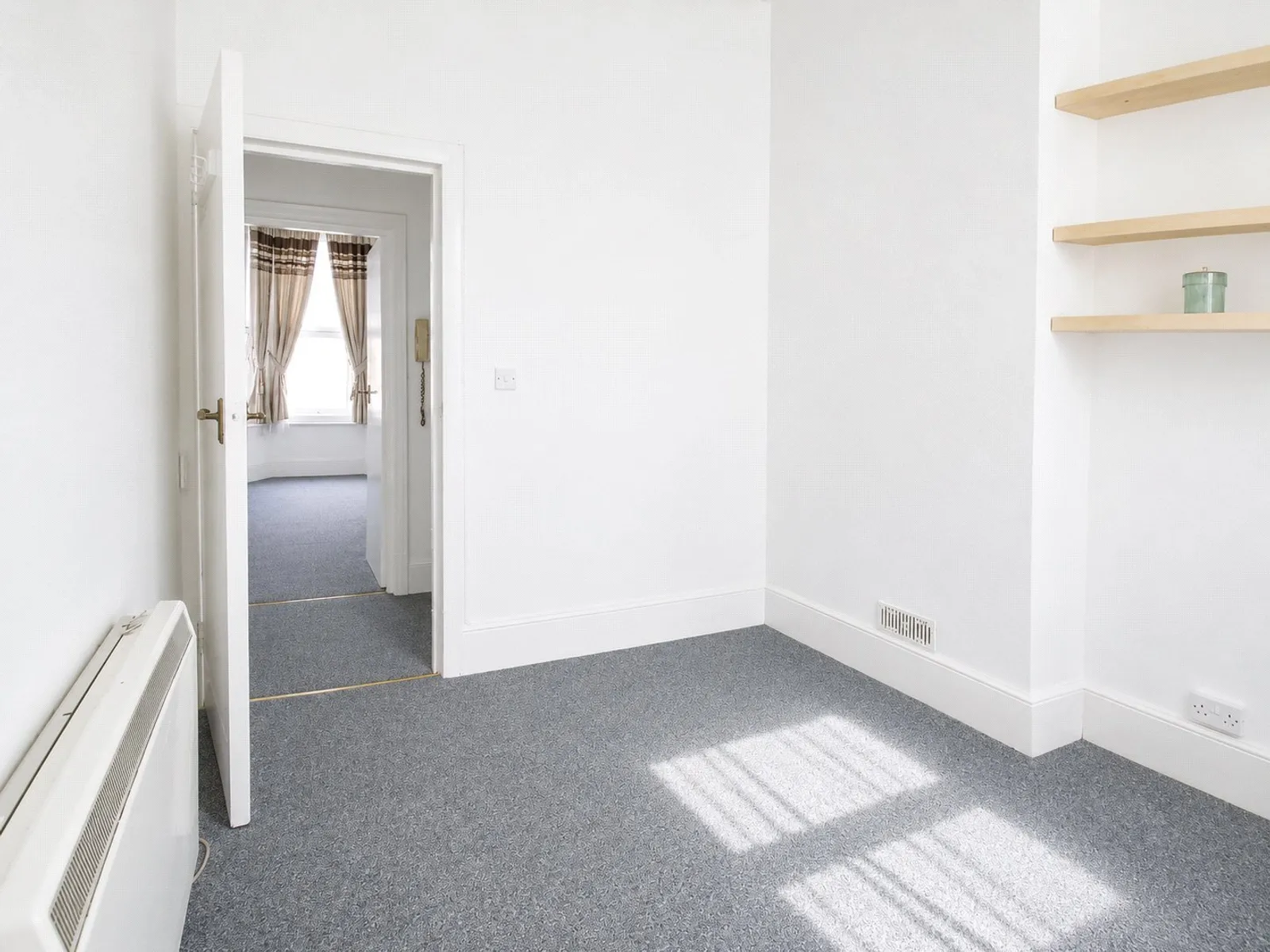 Flat Langney Road in Eastbourne