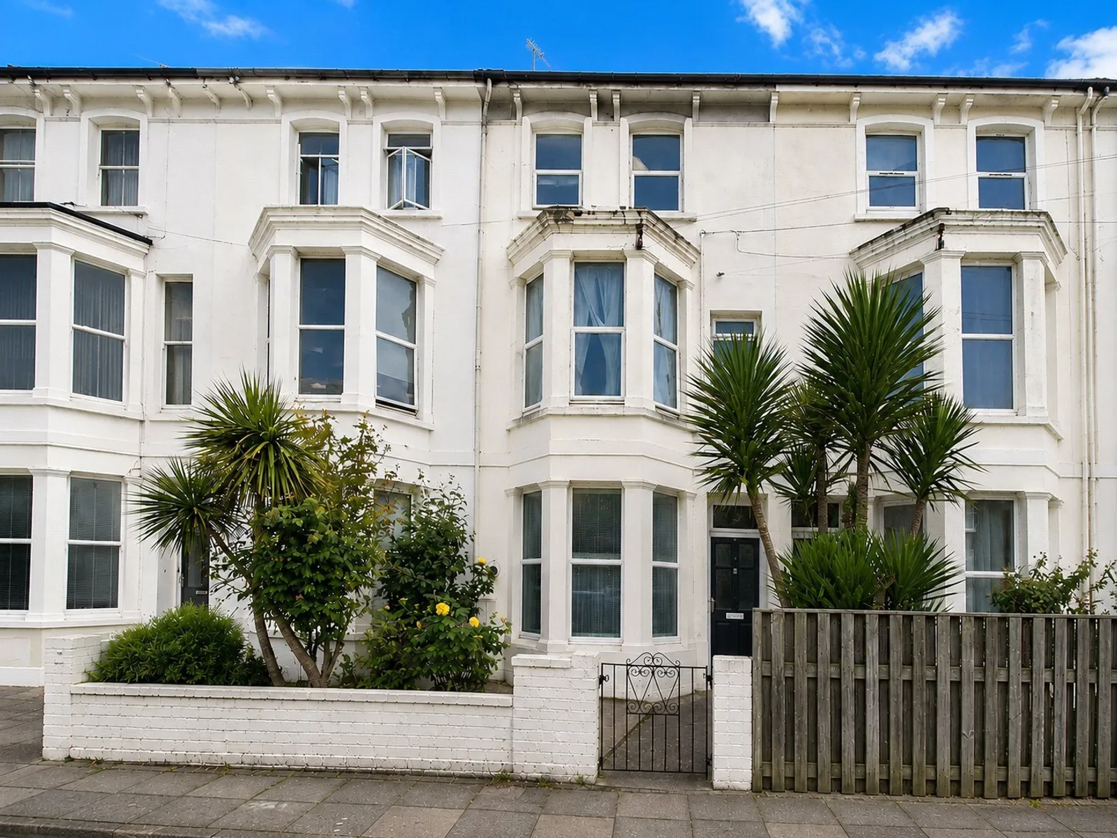 Flat Langney Road in Eastbourne